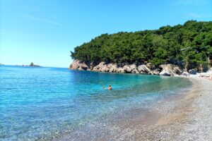 Petrovac spiaggia di Luchica