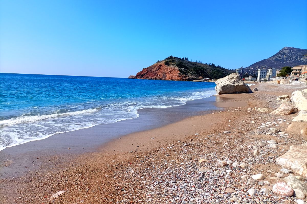 Sutomore spiaggia principale