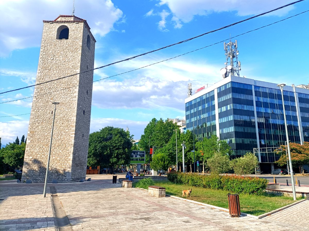 Sahat Kula Torre dell'Orologio monumento ottomano Podgorica