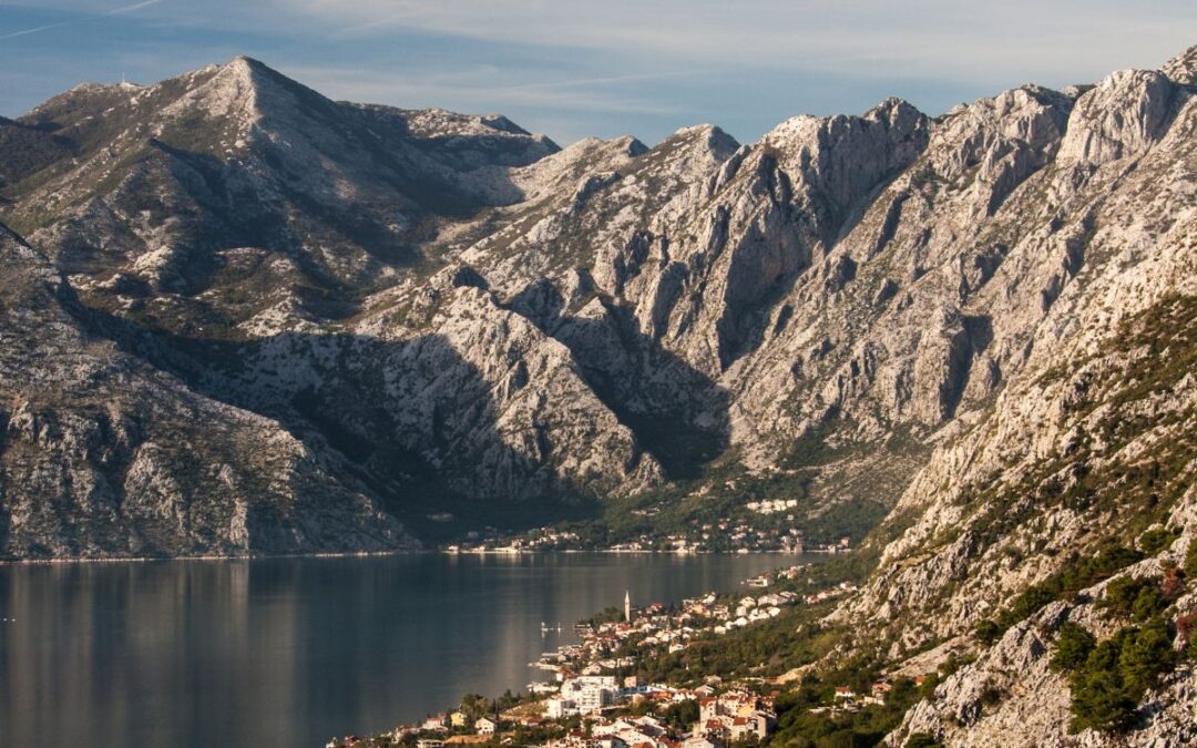 Escursioni Montenegro Natura: I Migliori Percorsi per Esplorare la Bellezza Selvaggia