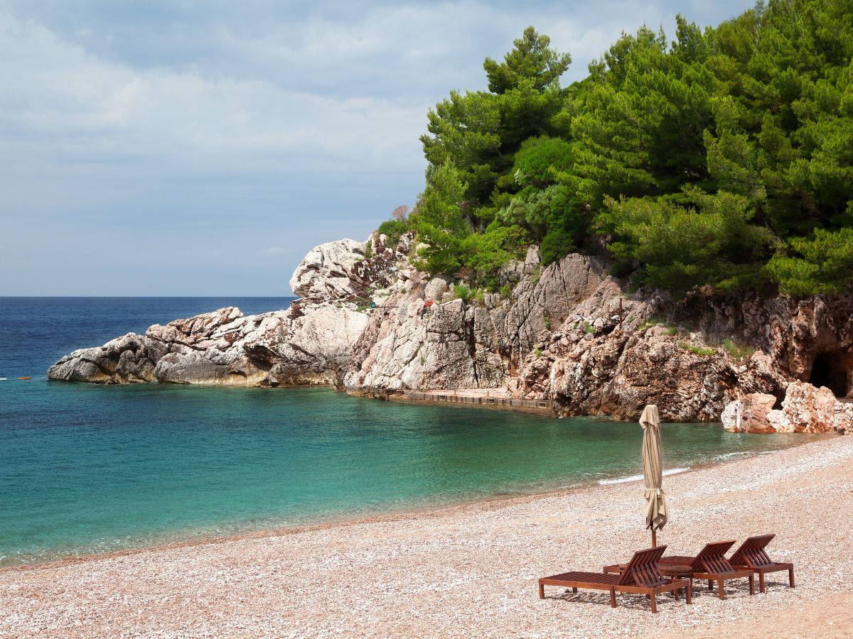 Relax Costa Montenegrina Le Migliori Destinazioni per una Vacanza Tranquilla al Mare